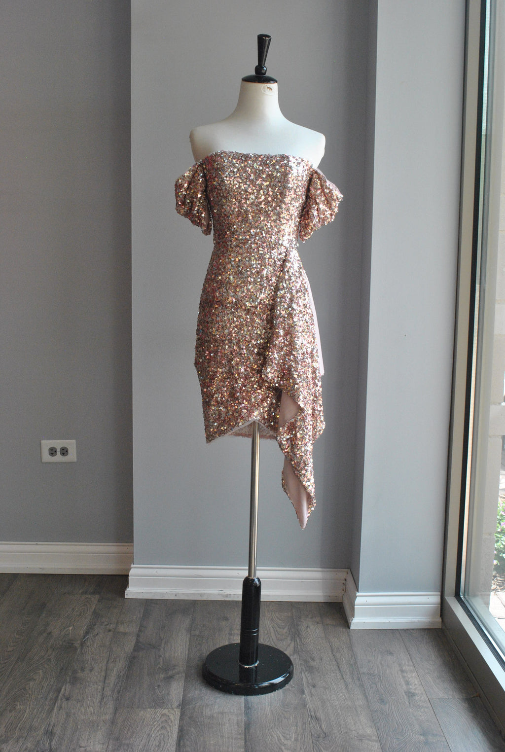 PINK SEQUIN MINI PARTY DRESS
