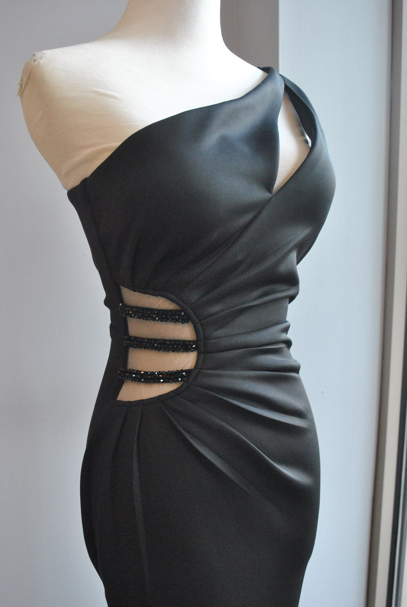 BLACK SIMPLE ONE SHOULDER LONG EVENING GOWN WITH SIDE SLIP