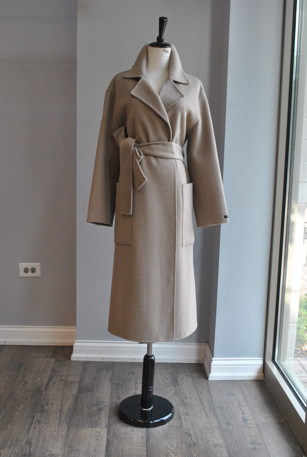 TAUPE WOOL HANDMADE WRAP COAT