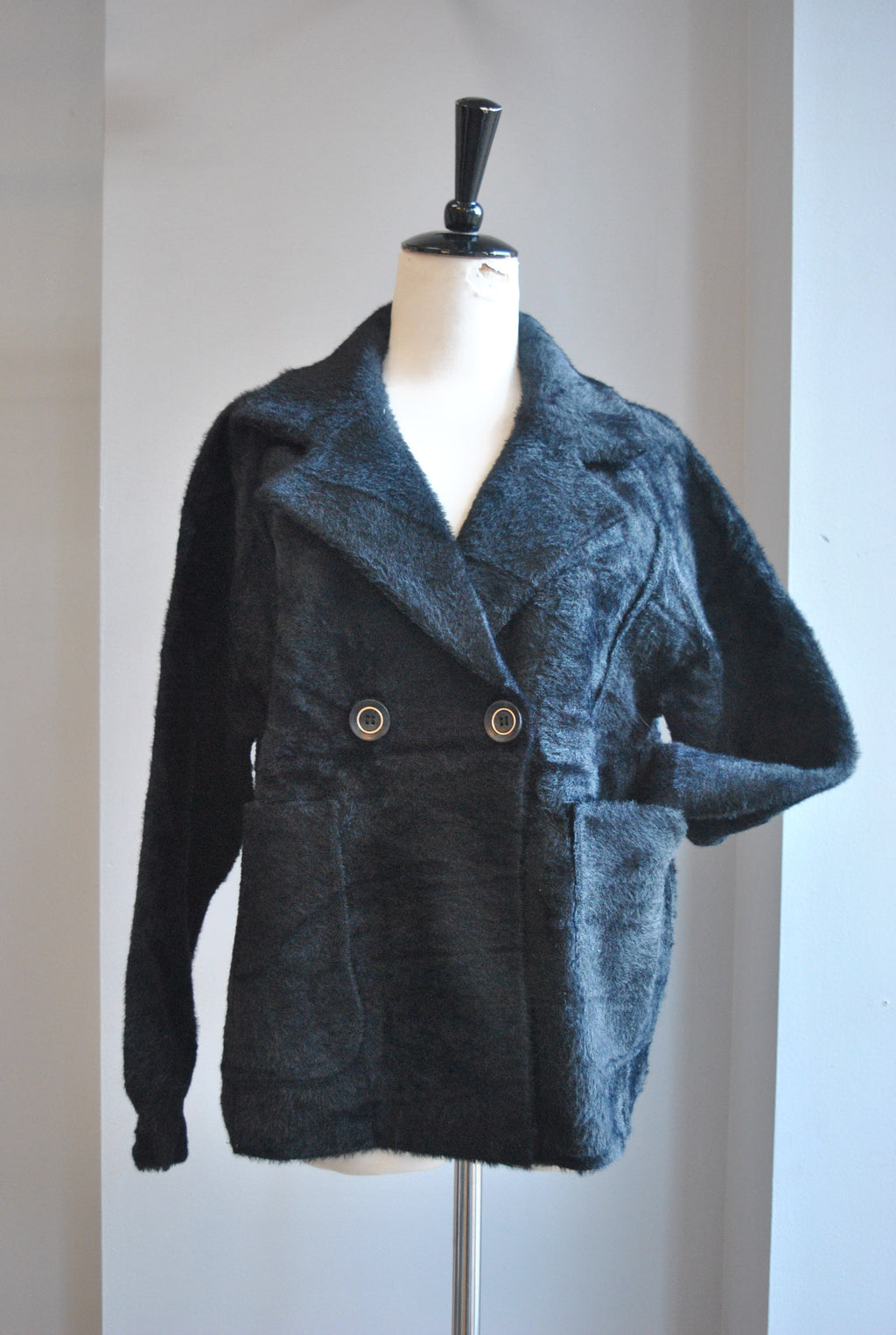 BLACK SHORT ALPAKA JACKET