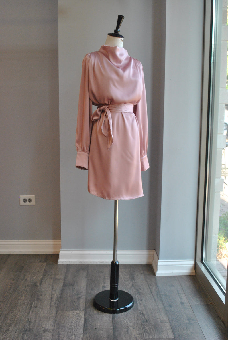 BLUSH PINK SIMPLE TUNIC DRESS WITH A BELT
