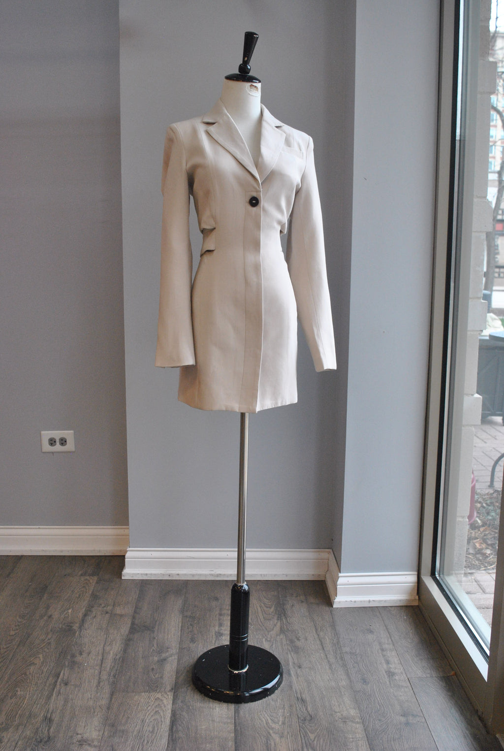 CLEARANCE - OATMEAL JACKET DRESS WITH OPEN BACK