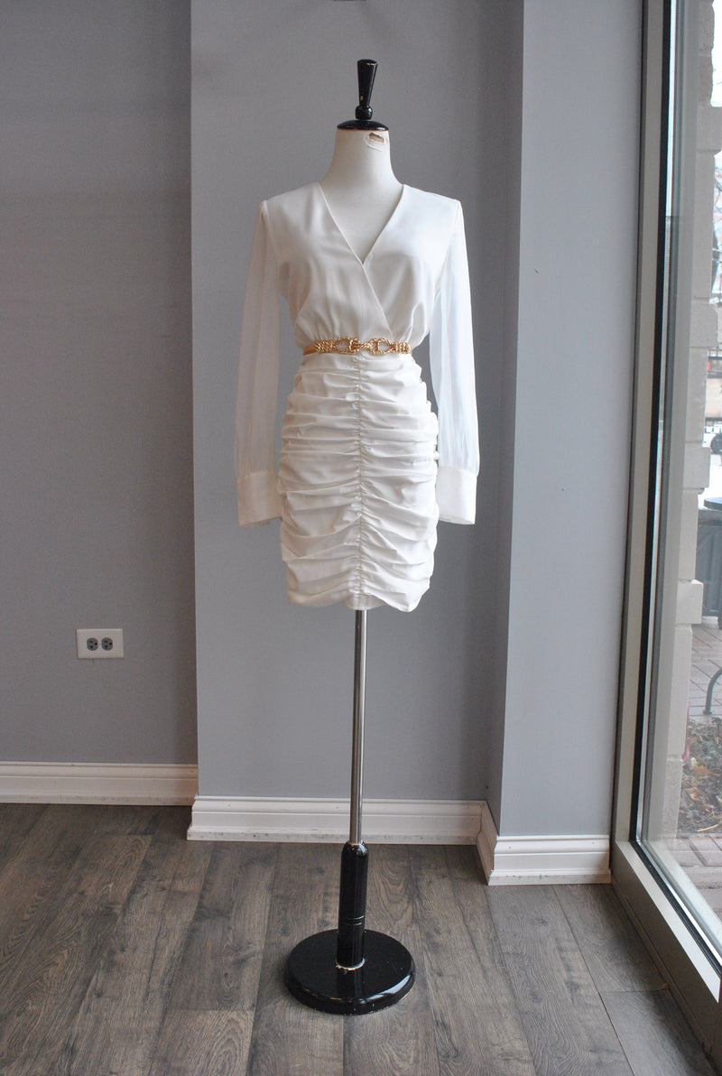 WHITE MINI DRESS WITH ORGANZA SLEEVES AND RUSHING