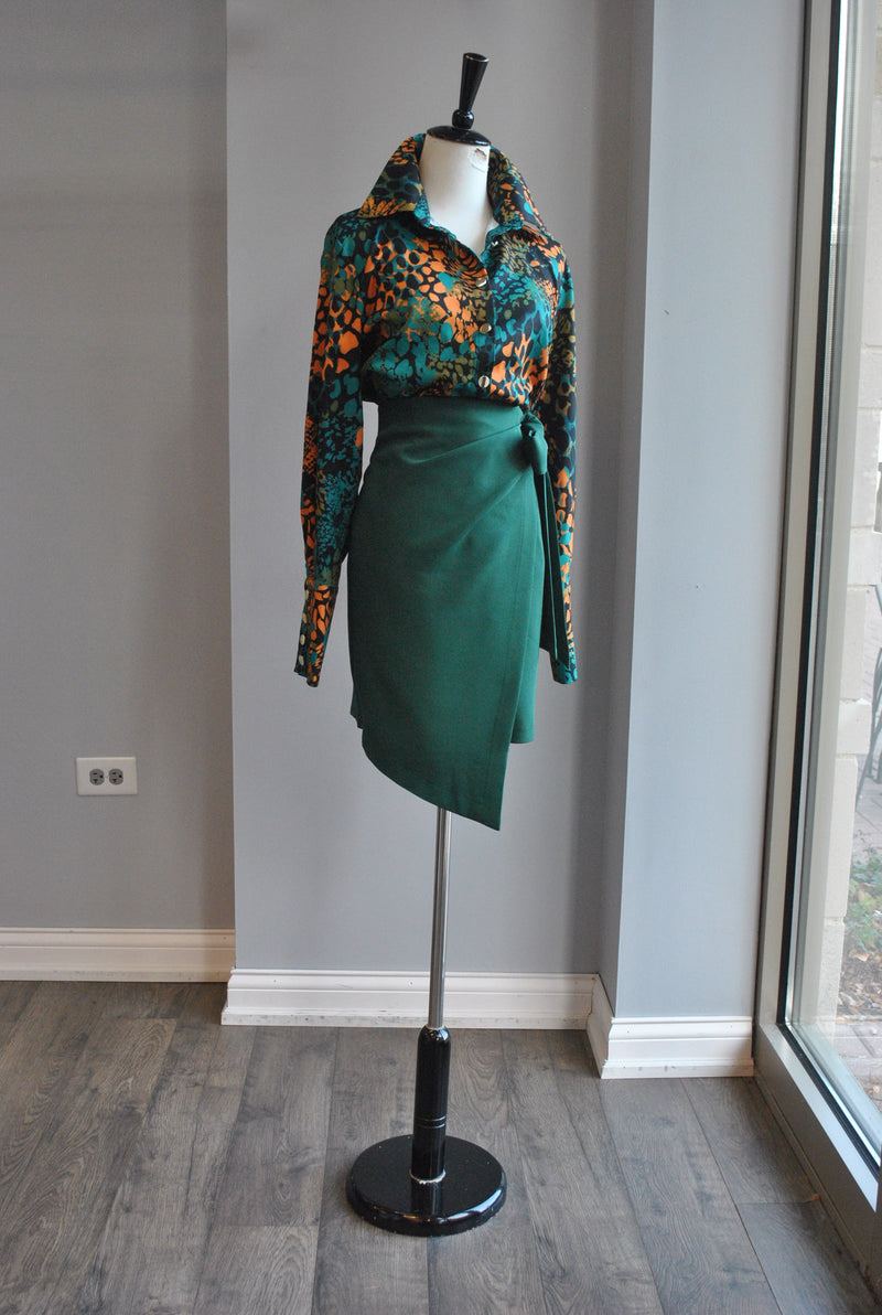 EMERALD GREEN SKIRT WITH SIDE TIE