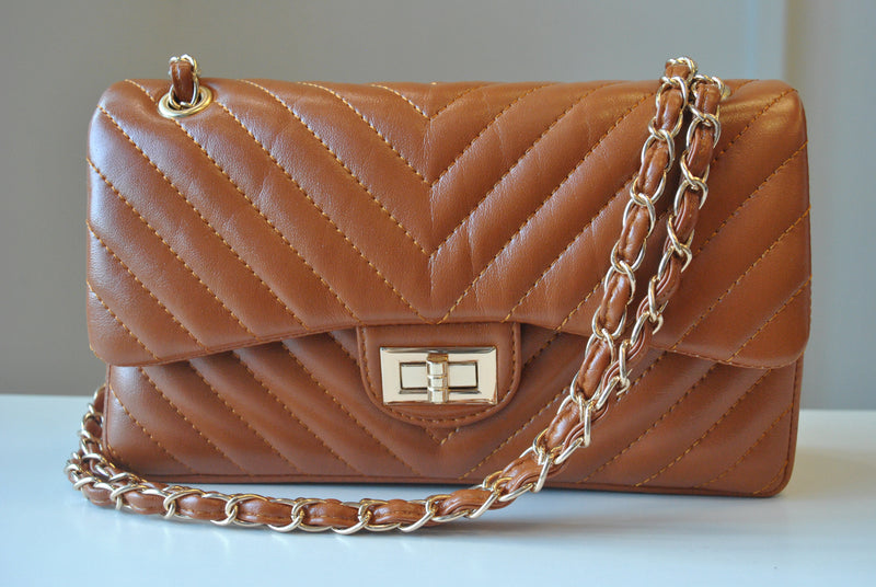 CARAMEL GUILTER SHOULDER BAG