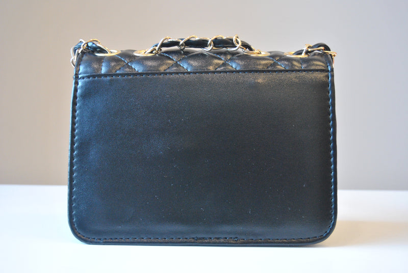 SMALL BLACK GUILTED CROSSBODY BAG