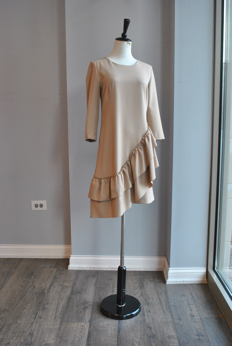 CLEARANCE - BEIGE TUNIC DRESS WITH A RUFFLE