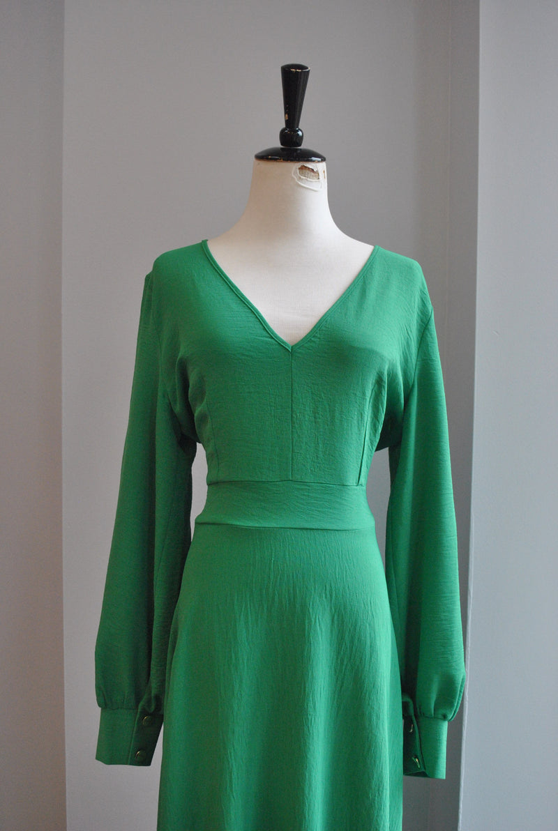GREEN MIDI FIT AND FLAIR DRESS