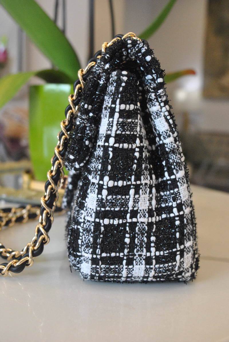 BLACK AND WHITE TWEED CROSSBODY HANDBAG – Le Obsession Boutique