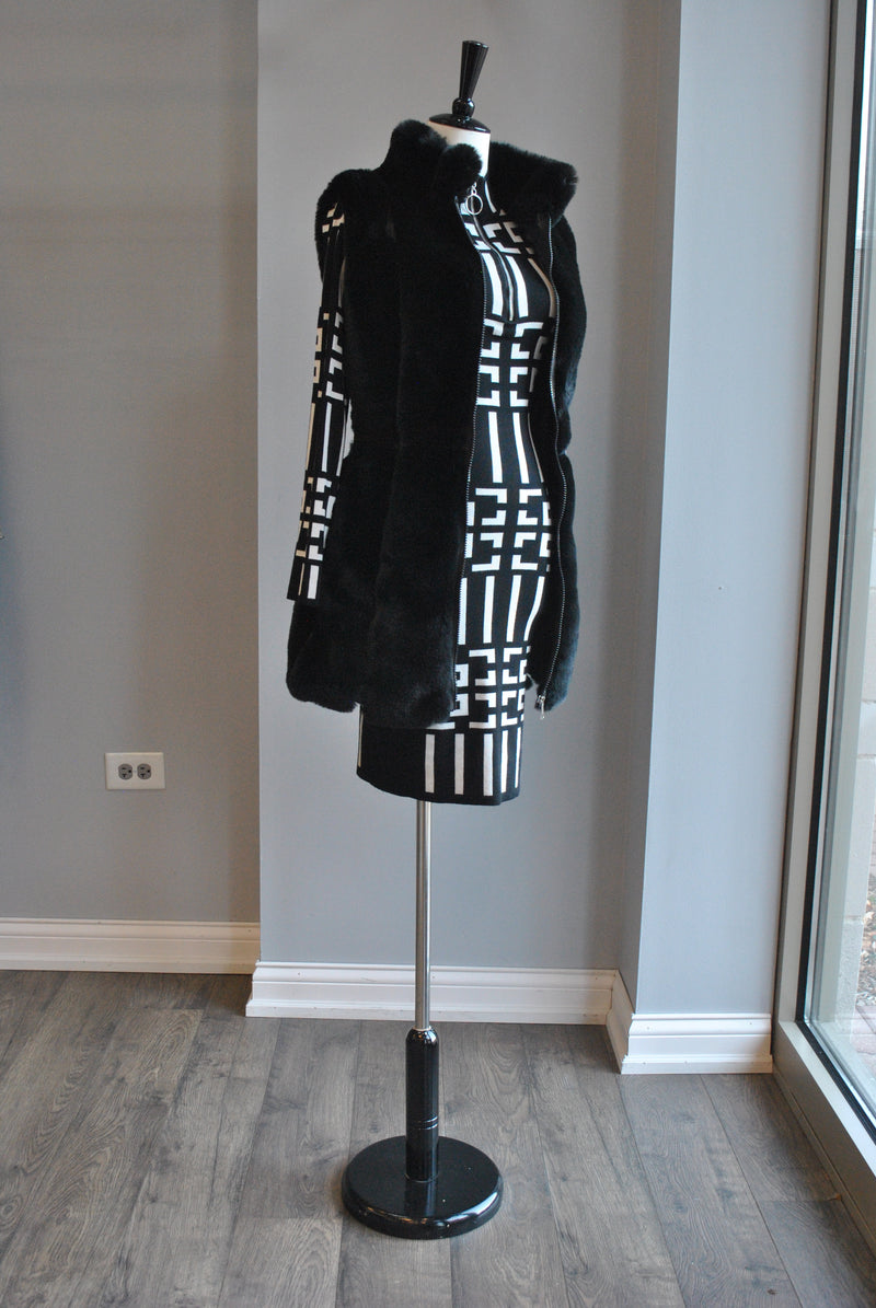 BLACK FAUX FUR VEST WITH A BELT