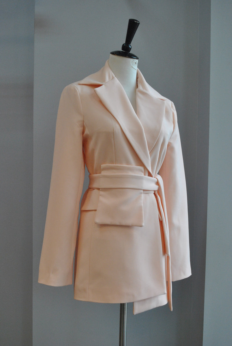 PEACH SPRING OVERSIZED BLAZER WITH A BELT