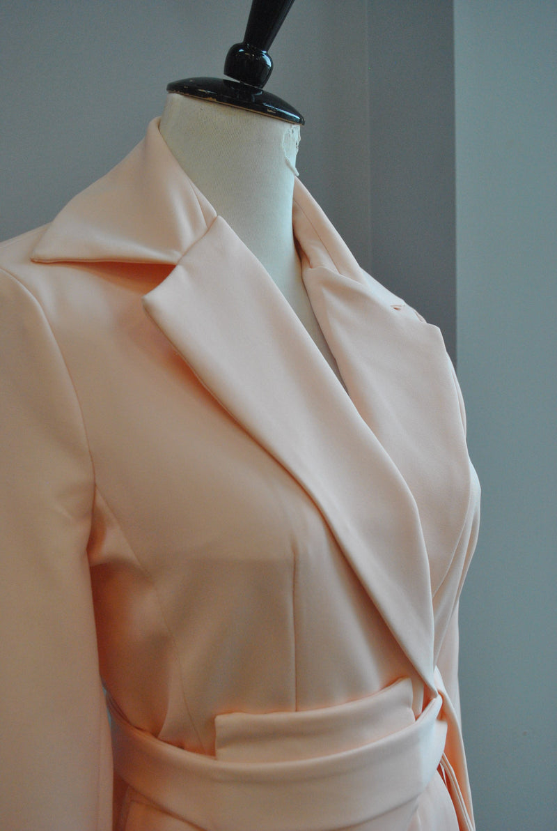 PEACH SPRING OVERSIZED BLAZER WITH A BELT
