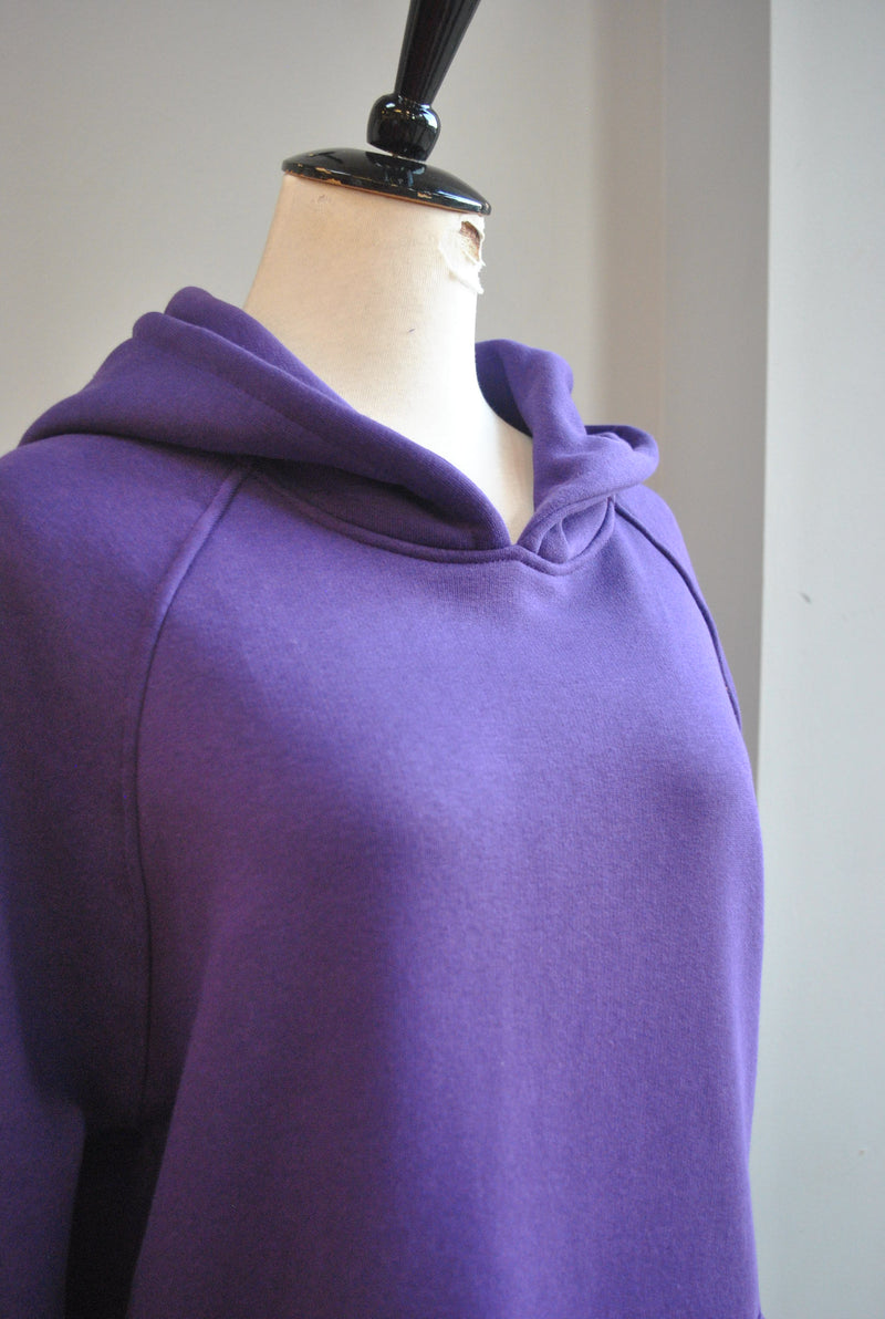 PURPLE SWEATSHIRT WITH A HOODIE