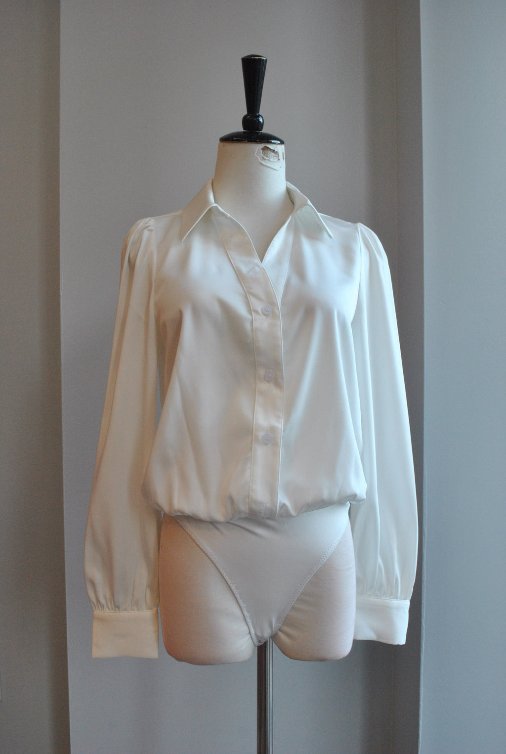 WHITE SHIRT BODYSUIT