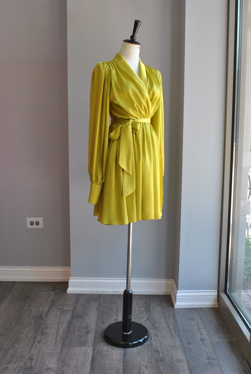 LIME GREEN FIT AND FLAIR MINI DRESS WITH SIDE POCKETS