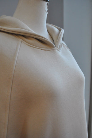 BEIGE SWEATSHIRT WITH A HOODIE
