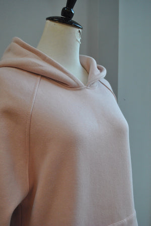 BLUSH PINK SWEATSHIRT WITH A HOODIE
