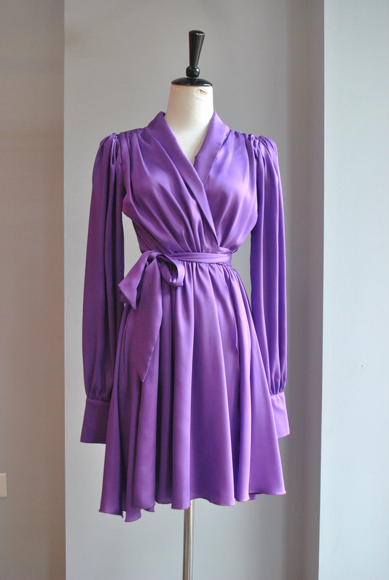 PURPLE FIT AND FLAIR WRAP DRESS WITH SIDE POCKETS