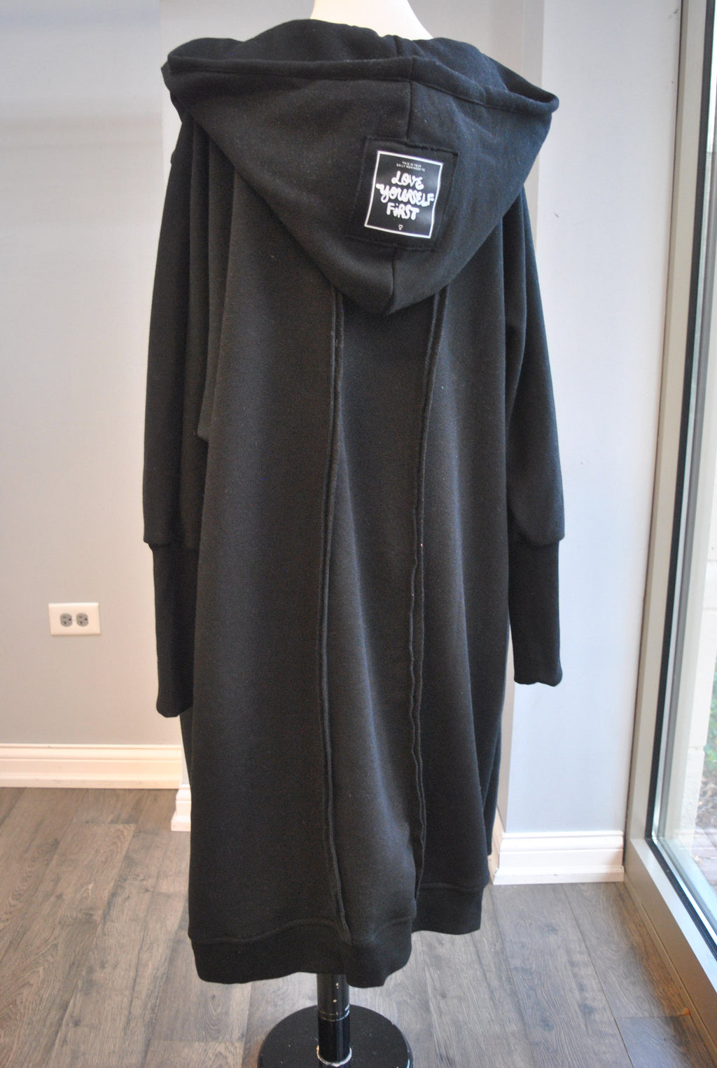 BLACK OPEN STYLE SWEATSHIRT WITH A HOODIE