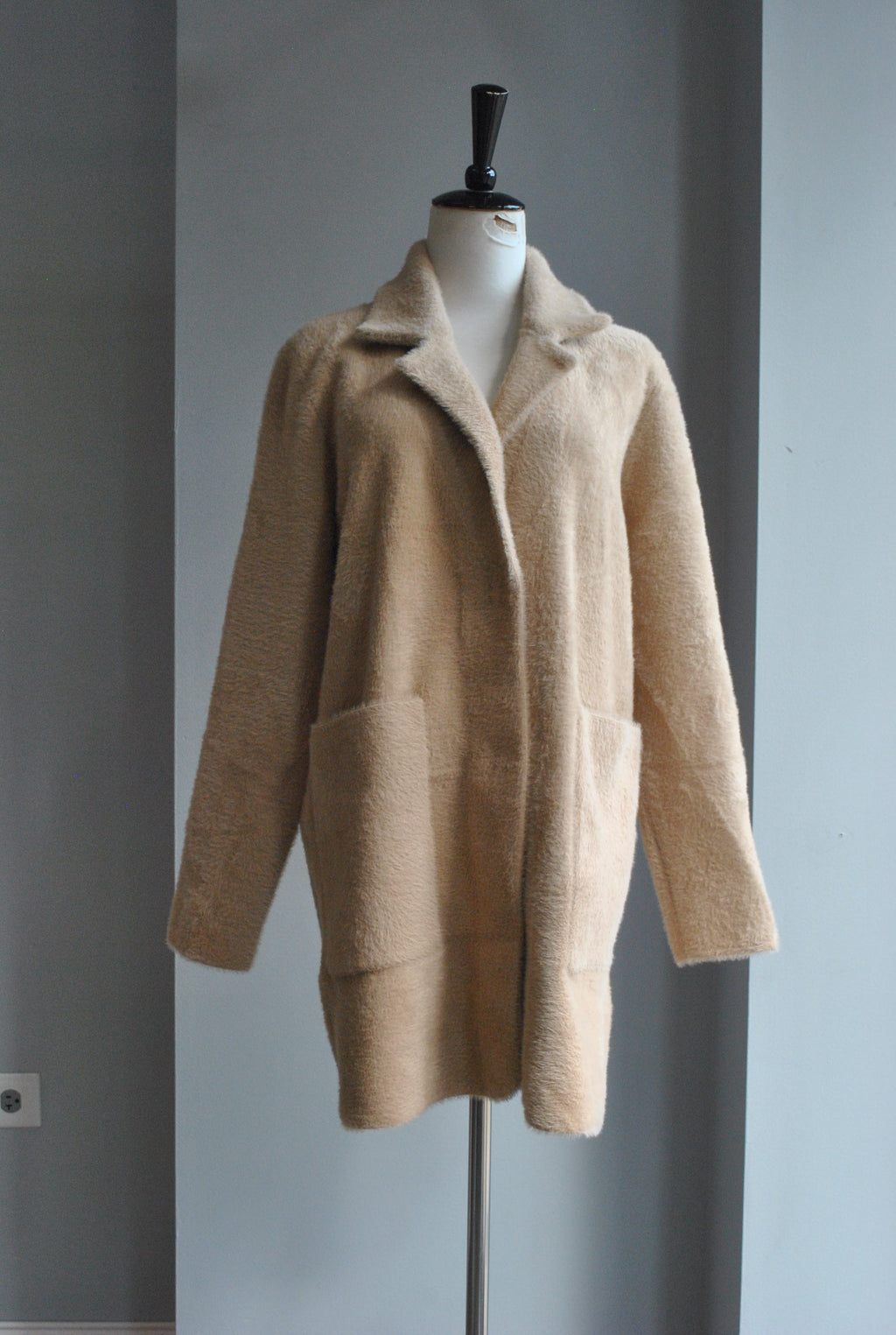 BEIGE ALPAKA COAT