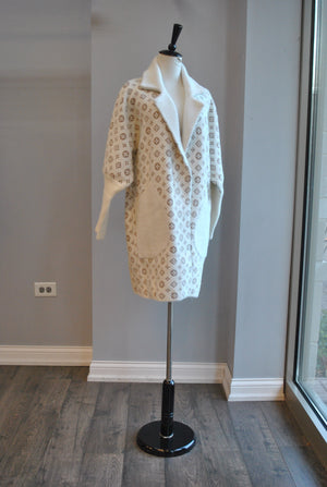 VANILLA AND BEIGE ALPAKA COAT