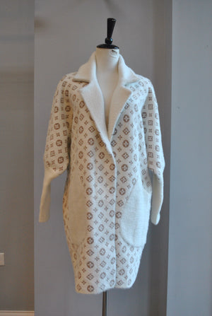 VANILLA AND BEIGE ALPAKA COAT