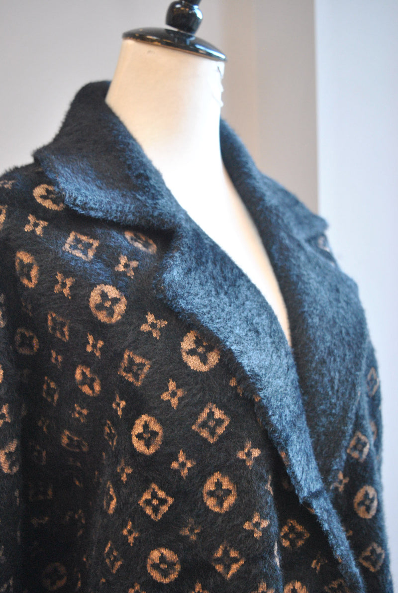 BLACK AND BEIGE ALPAKA COAT