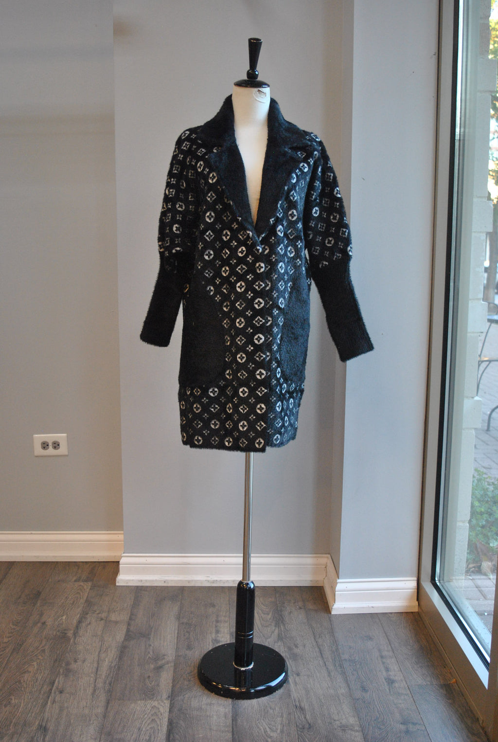 BLACK  AND WHITE ALPAKA COAT