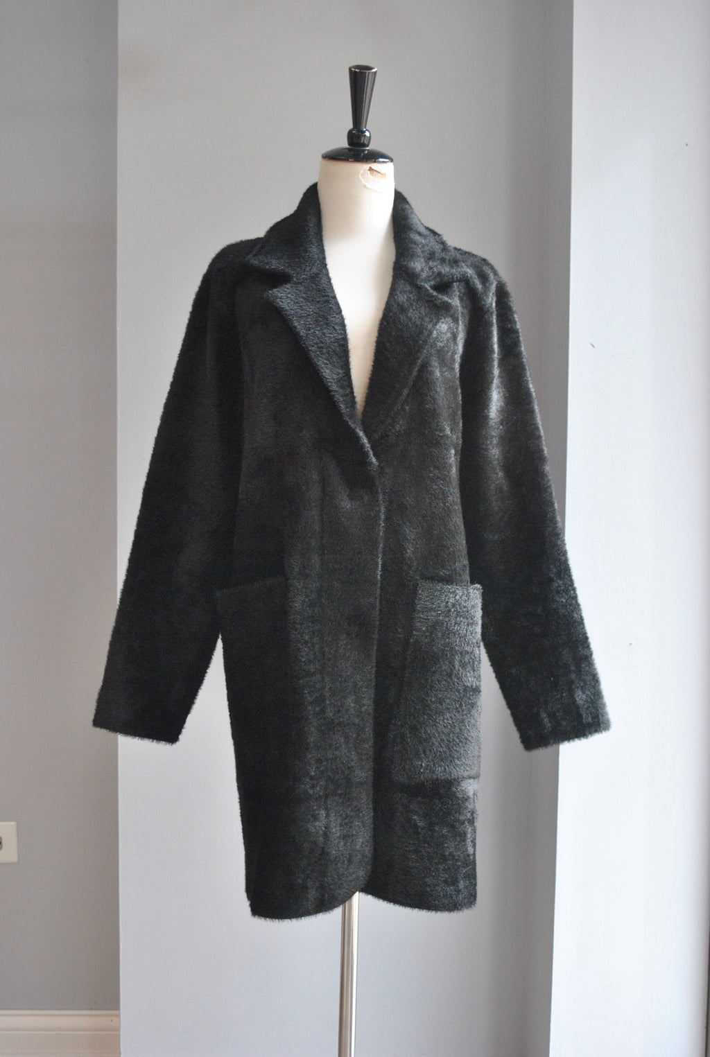 BLAVK SIMPLE ALPAKA COAT