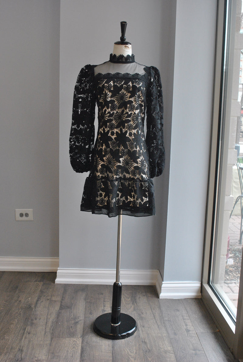 BLACK LACE TUNIC DRESS WITH HIGH NECK