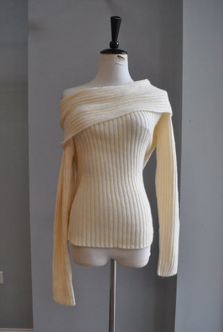 CREAM CROPPED SWEATER WITH HIGH NECK