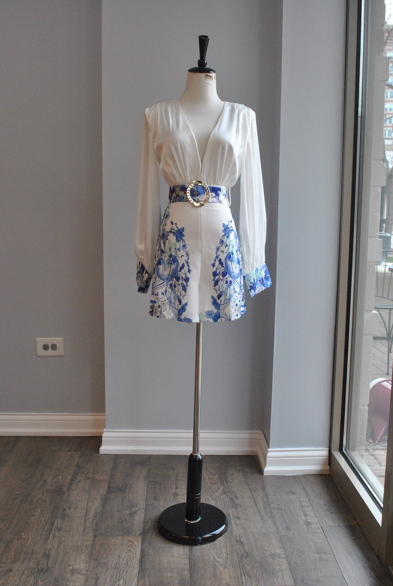 WHITE AND BLUE SUMMER ROMPER