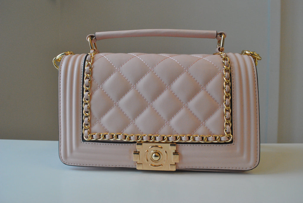 BLUSH PINK GUILTED MEDIUM CROSSBODY BAG WITH GOLD CHAIN