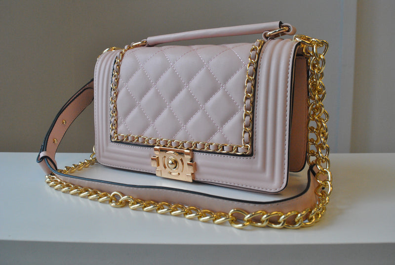 BLUSH PINK GUILTED MEDIUM CROSSBODY BAG WITH GOLD CHAIN – Le