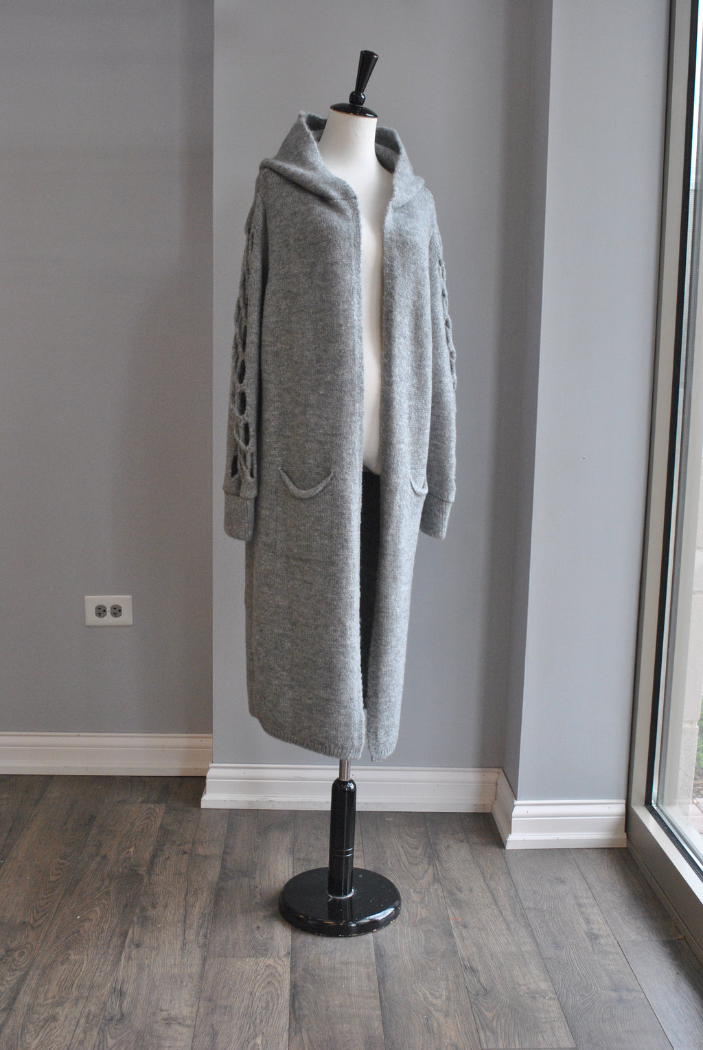 GREY OPEN STYLE LONG SWEATER CARDIGAN WITH A HOODIE AND STATEMENT SLEEVES