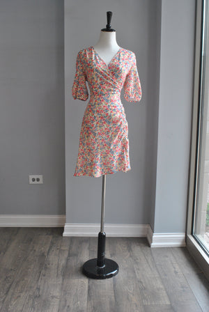 MULTICOLOR FLOWER PRINT SUMMER DRESS WITH SIDE RUSHING