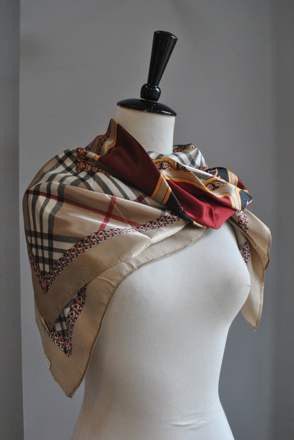 BEIGE MULTI SCRAF