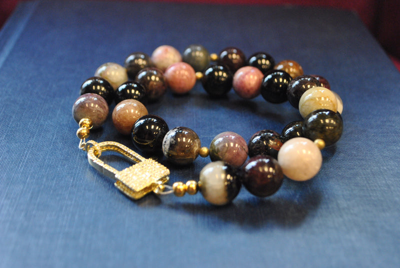 MULTI COLOR TOURMALINES AND OVERSIZE CLASP WITH RHINESTONES SIMPLE NECKLACE