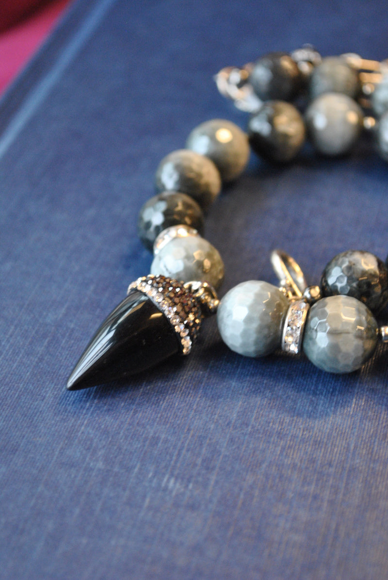 EAGLE EYE AND BLACK ONYX PENDANT NECKLACE