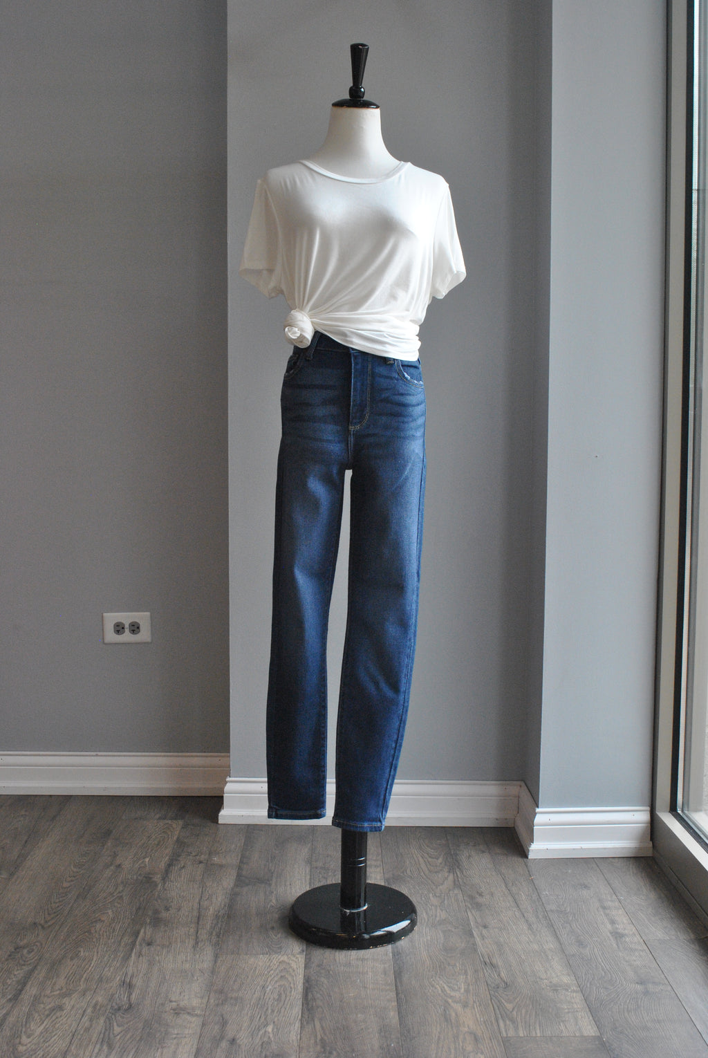DARK DENIM CLASSIC STYLE SKINNY JEANS