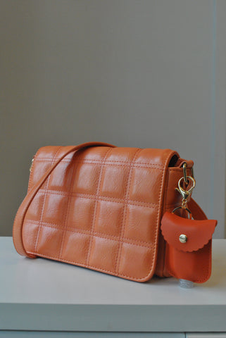 CARAMEL FAUX CROCODILE LEATHER CLUTCH / CROSSBODY HANDBAG