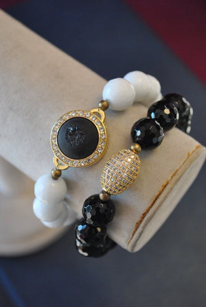 WHITE AGATE BLACK ONYX DRUZY AND GOLS RHINESTONES STRETCHY BRACELETS SET