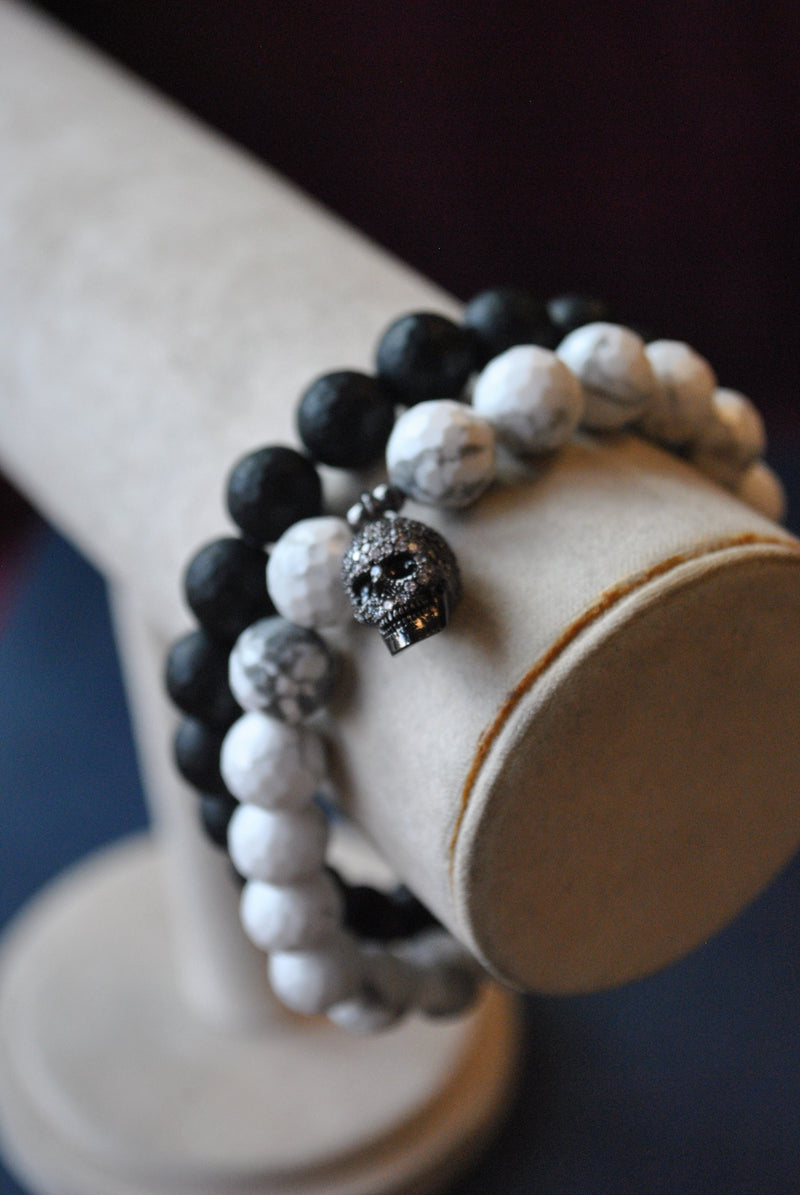 MEN COLLECTION - OBSIDIAN AND MAGNESITE WITH CHARM STRETCHY BRACELET