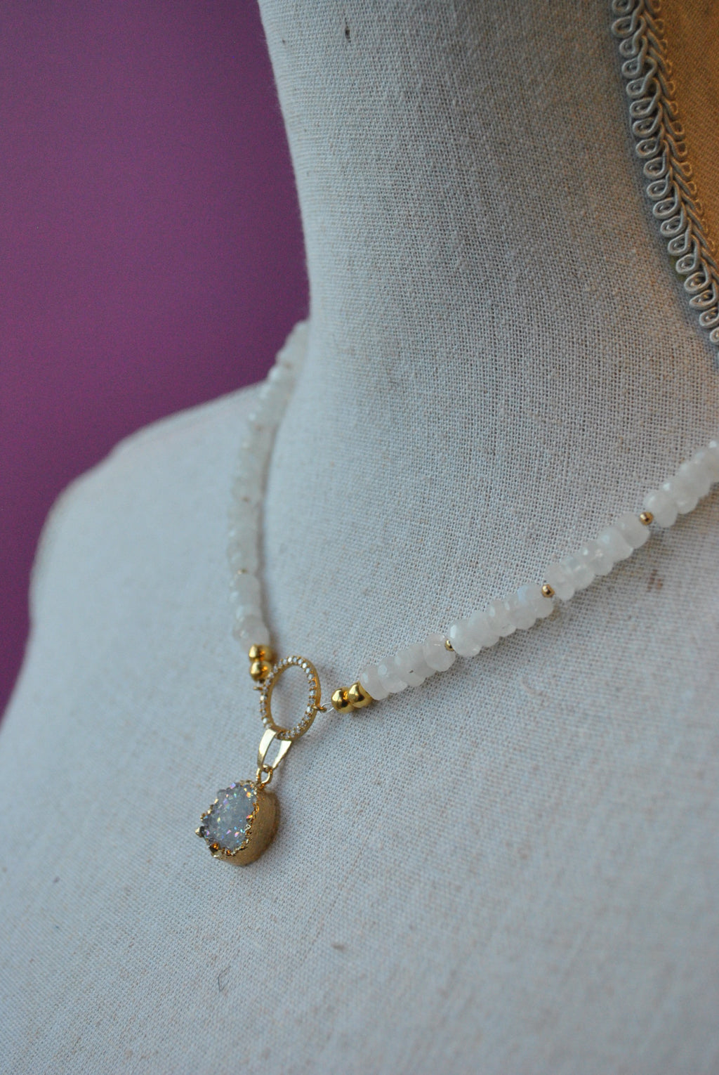 WHITE MOONSTONE AND WHITE DRUZY PENDANT DELICATE NECKLACE