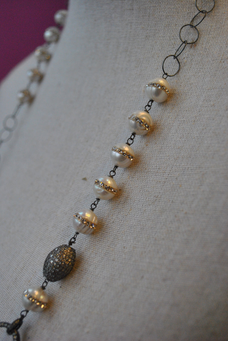 WHITE FRESHWATER PEARLS WITH SWAROVSKI CRYSTALS AND GUNMETAL CHAIN LONG NECKLACE