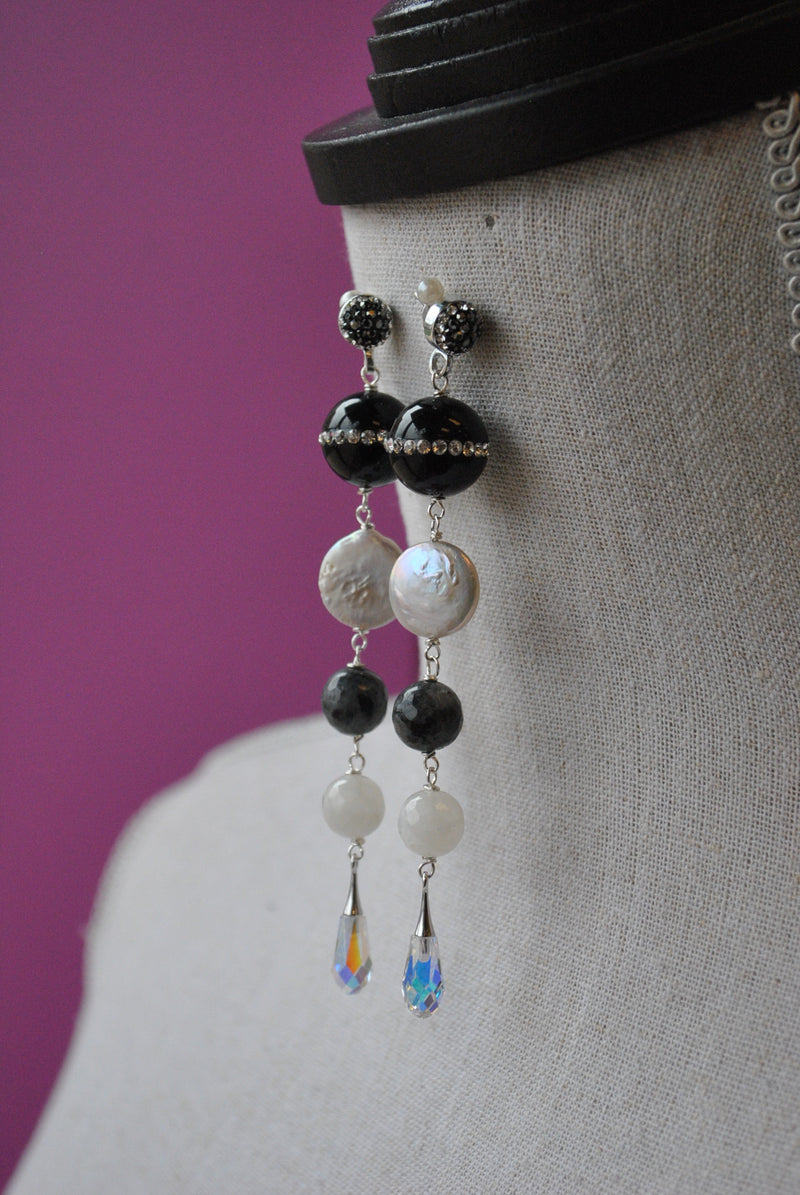 WHITE AND BLACK MULTISTONES LONG EARRINGS WITH SWAROVSKI CRYSTALS