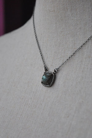 LABRADORITE CUBE GUNMETAIL FINISH PENDELICATE NECKLACE