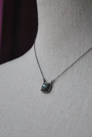 LABRADORITE CUBE GUNMETAIL FINISH PENDELICATE NECKLACE