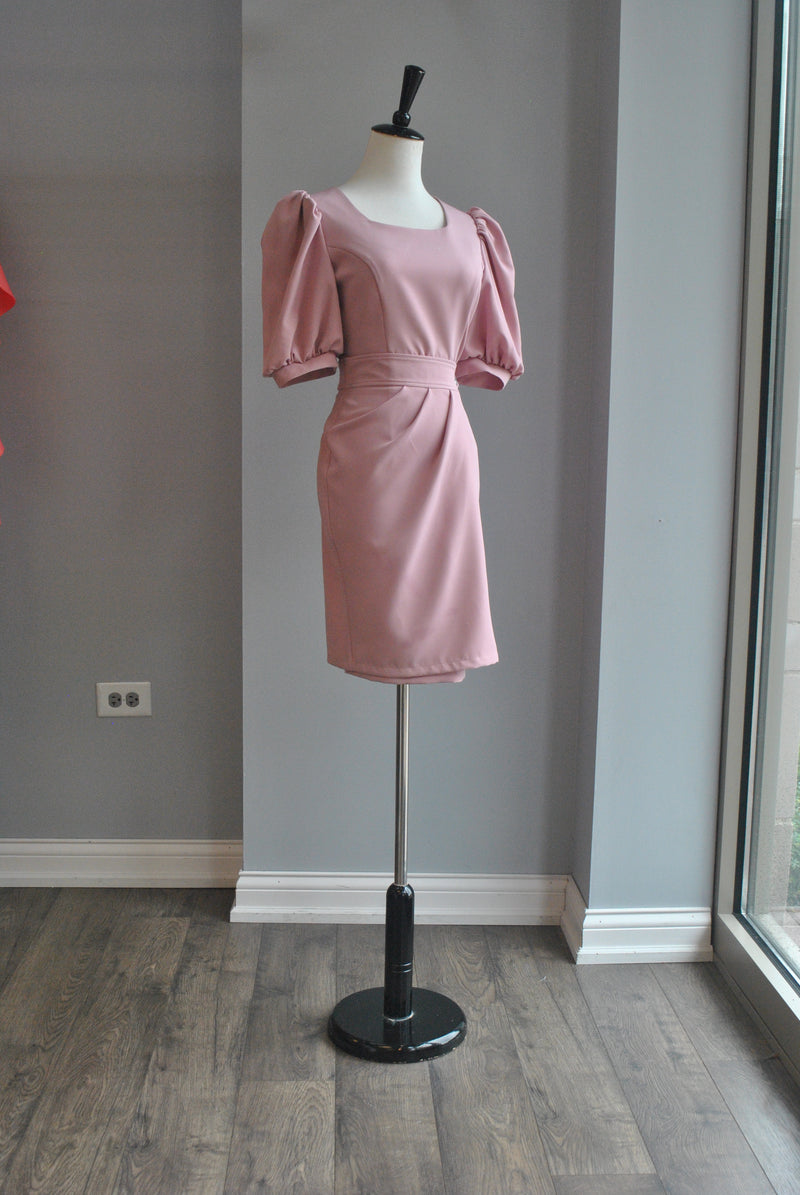 BLUSH PINK SUMMER COCKTAIL DRESS WITH SIDE RUSHING