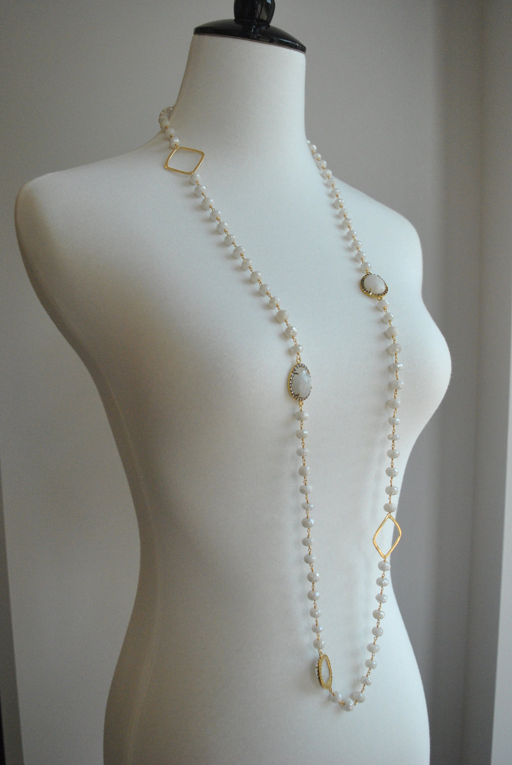 MYSTIC MOONSTONE ON 14KT GOLD LONG KASHMERE NECKLACE